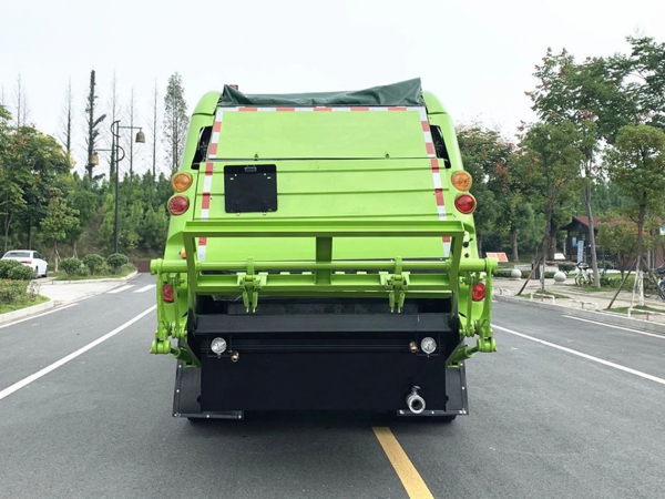 交换娇妻呻吟HD中文字幕