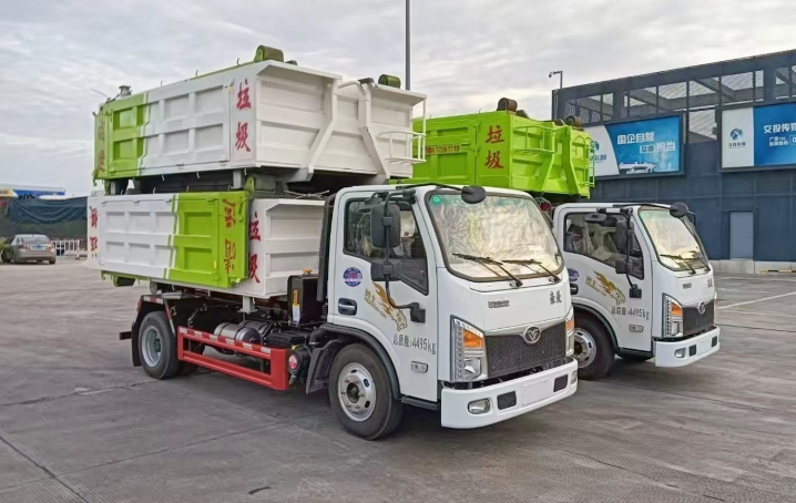 重汽豪曼7立方勾臂垃圾车‌的技术参数与报价